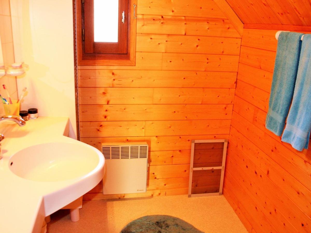 Pretty Chalet In Beaulieu With Private Pool Exterior foto