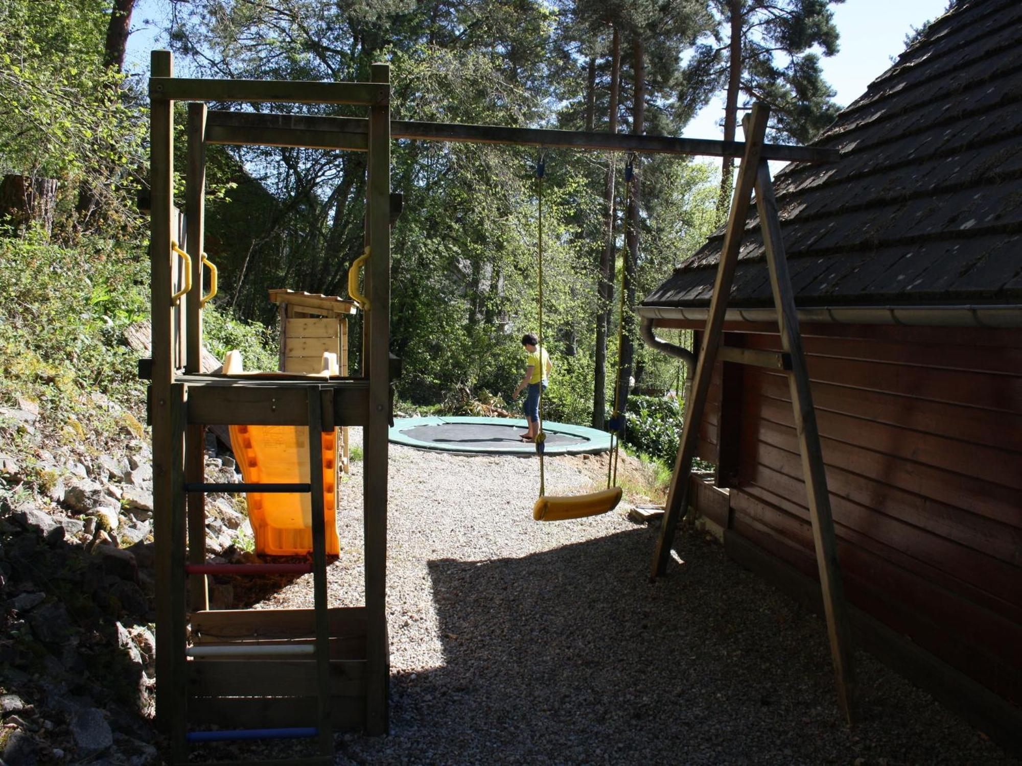 Pretty Chalet In Beaulieu With Private Pool Exterior foto